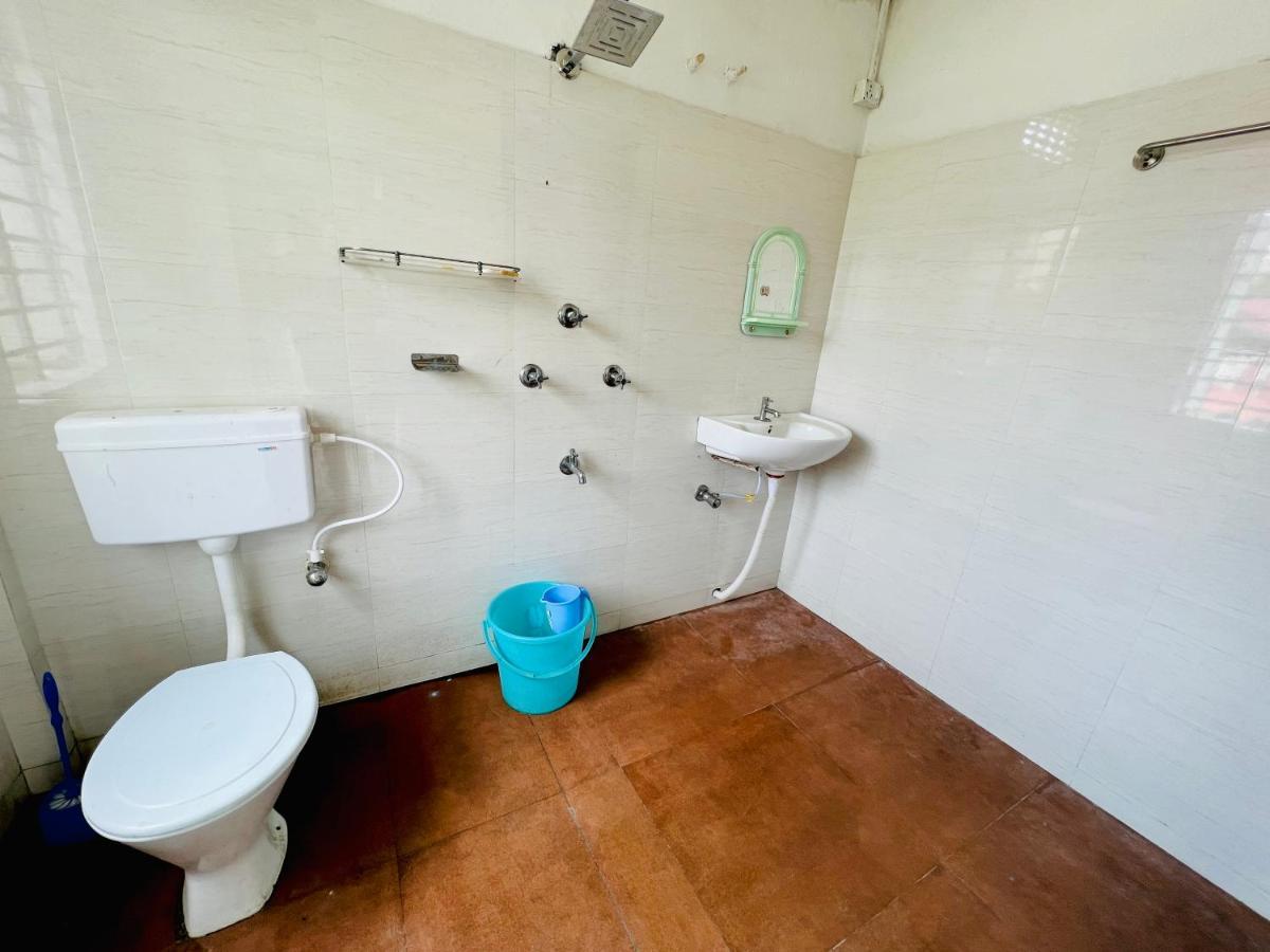 Levi Home Guest House & Retreat Centre สิริกุรี ภายนอก รูปภาพ