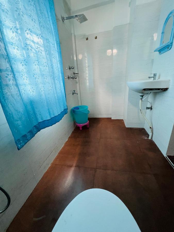 Levi Home Guest House & Retreat Centre สิริกุรี ภายนอก รูปภาพ
